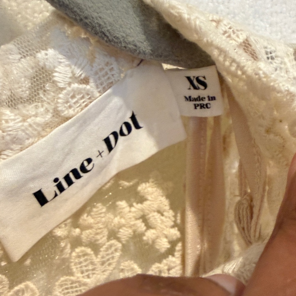 Line & Dot Revolve Twiggy lace flower mini dress cream/ivory XS - Picture 4 of 5